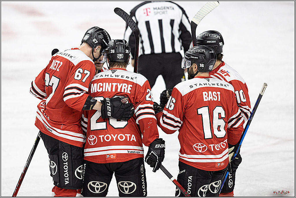 PENNY DEL;  Koelner Haie - Duesseldorfer EG; Koeln, 02.01.2023